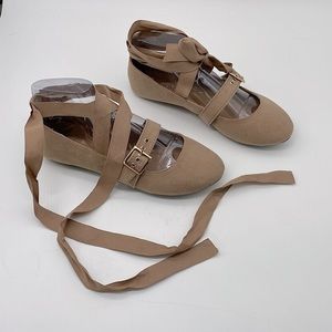 NWT Bamboo Ankle Wrap Chantel Ballet Flat - Tan Camel